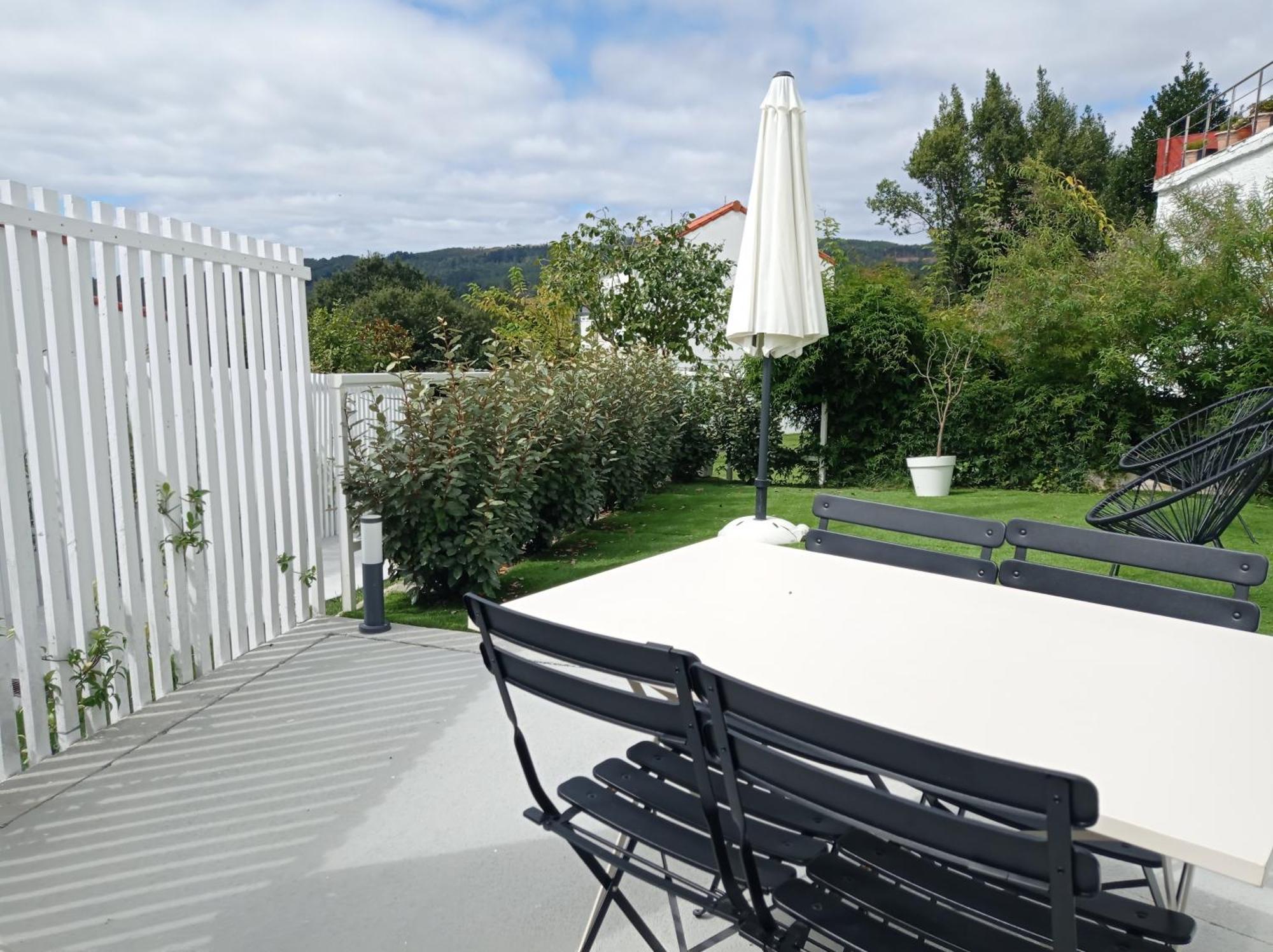 Casas Turisticas Lar Jardin - Parking Privado Santiago de Compostela Luaran gambar