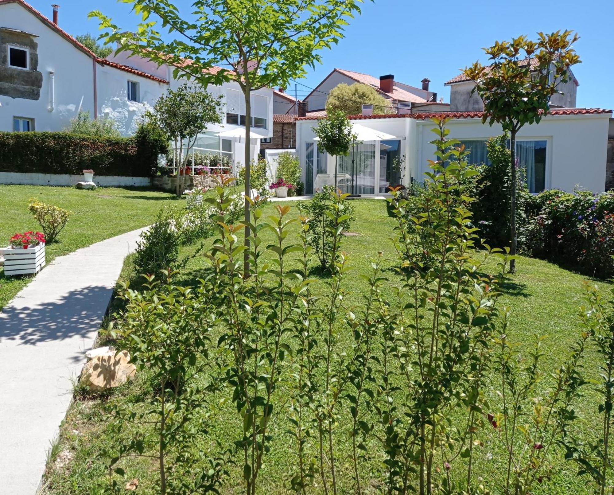 Casas Turisticas Lar Jardin - Parking Privado Santiago de Compostela Luaran gambar