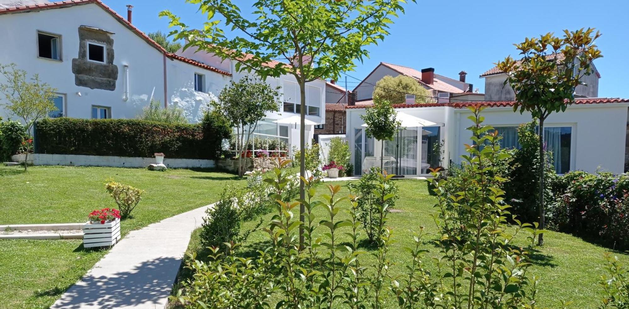 Casas Turisticas Lar Jardin - Parking Privado Santiago de Compostela Luaran gambar